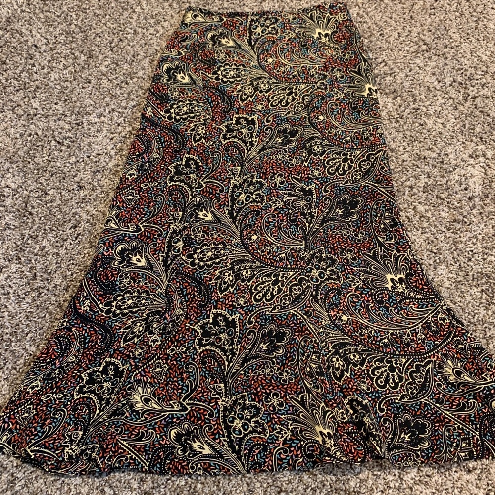 Harold’s silk skirt